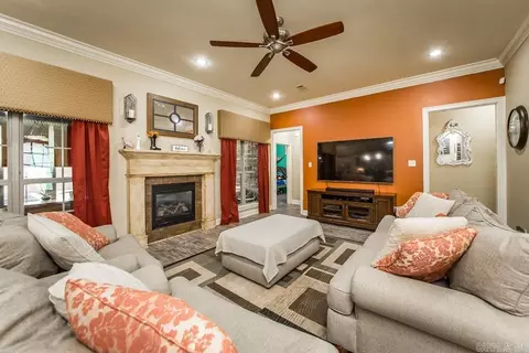 5180 Trinity Xing, Conway, AR 72034 photo 10