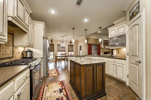 5180 Trinity Xing, Conway, AR 72034 photo 19