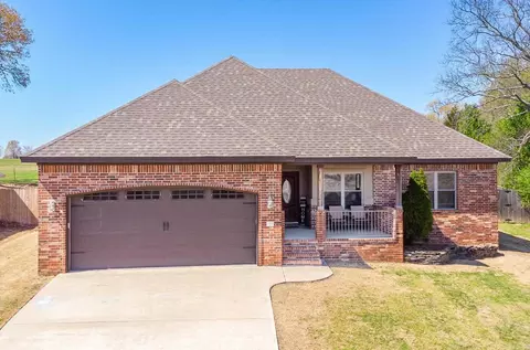 15 Southwind Blvd, Searcy, AR 72143