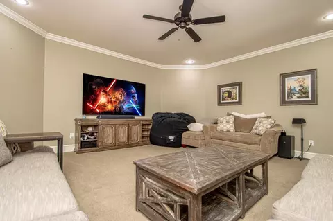 Living - 4220 Malibu, Benton, AR 72019 photo 6 of 6