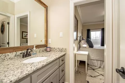 Bath - 4220 Malibu, Benton, AR 72019 photo 8 of 9