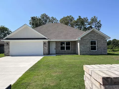 1408 Rehoboth Dr, Searcy, AR 72143