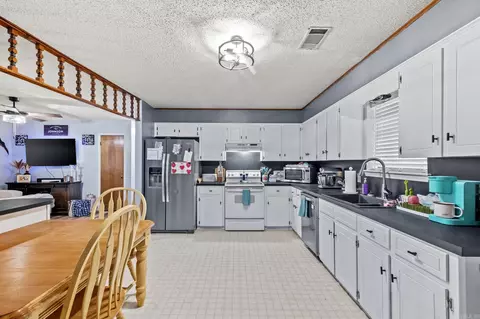 90 Pheasant Run Dr, Cabot, AR 72023 photo 8