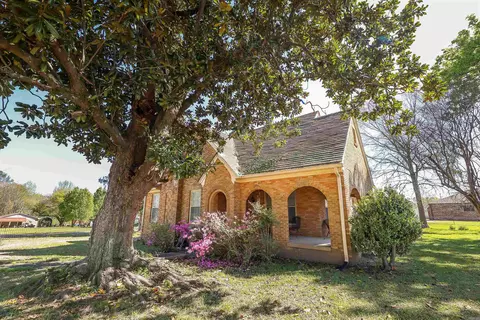 225 W Dunn Ave, Hampton, AR 71744 photo 5
