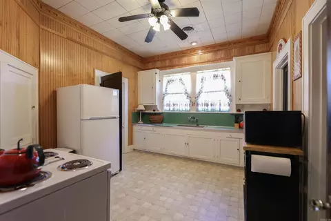 225 W Dunn Ave, Hampton, AR 71744 photo 15