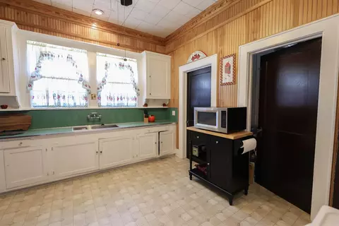 225 W Dunn Ave, Hampton, AR 71744 photo 14