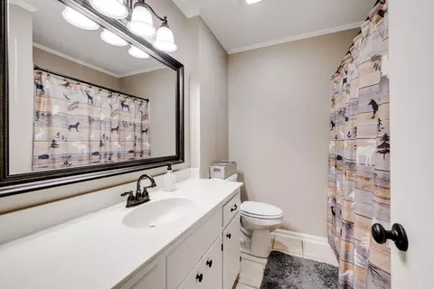 Bath - 6 E Post Oak Dr, Conway, AR 72034 photo 2 of 2