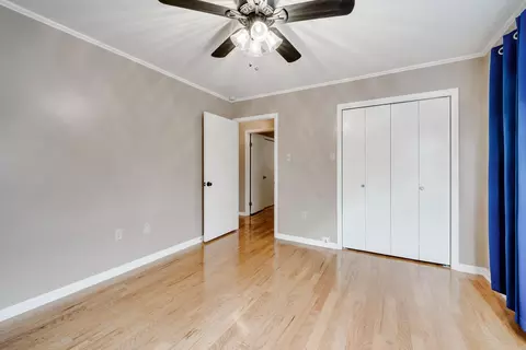 Bedroom - 6 E Post Oak Dr, Conway, AR 72034 photo 4 of 6