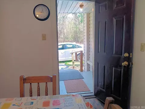 Entry Way - 809 Owens St, Malvern, AR 72104 photo 3 of 3