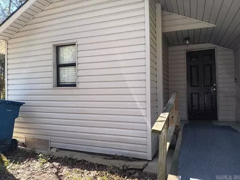 Exterior - 809 Owens St, Malvern, AR 72104 photo 4 of 4