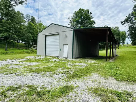 Exterior - 3084 Pleasant Grove Rd, Wideman, AR 72585 photo 9 of 25