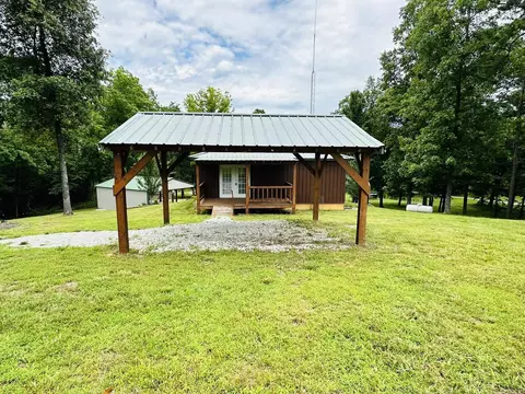 Exterior - 3084 Pleasant Grove Rd, Wideman, AR 72585 photo 8 of 25