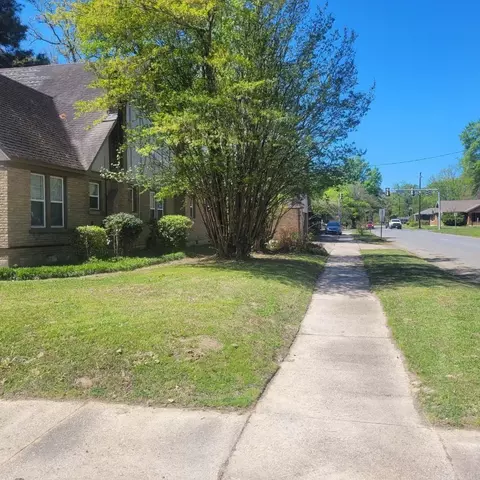 2800 S Poplar St, Pine Bluff, AR 71603 photo 2