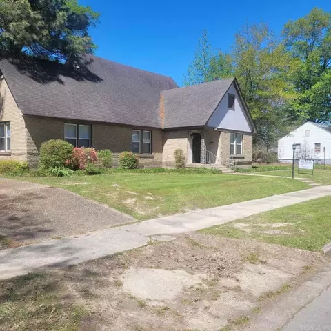 2800 S Poplar St, Pine Bluff, AR 71603 photo 1