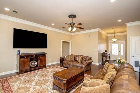 Living - 4081 Hermitage Dr, Benton, AR 72019 photo 3 of 3