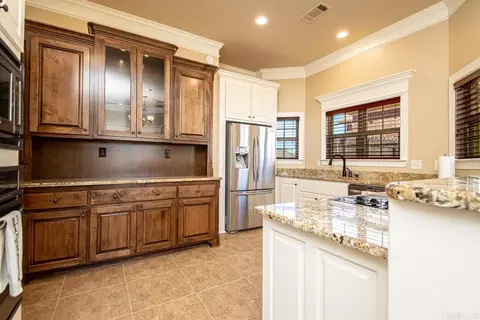Kitchen - 4081 Hermitage Dr, Benton, AR 72019 photo 1 of 5