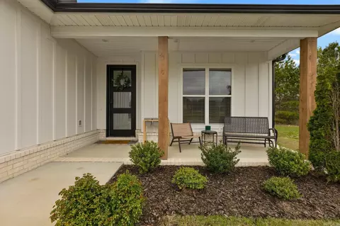 Exterior - 6 Abbie Ln, Bryant, AR 72022 photo 6 of 11