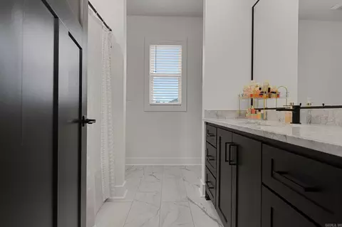 Bath - 6 Abbie Ln, Bryant, AR 72022 photo 1 of 6