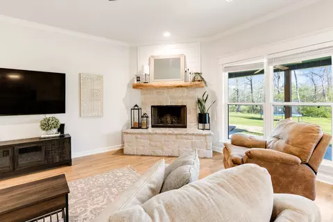 Living - 2108 Ferndale Cv, Alexander, AR 72002 photo 1 of 7