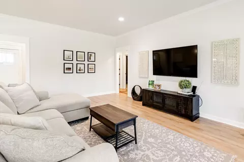 Living - 2108 Ferndale Cv, Alexander, AR 72002 photo 5 of 7