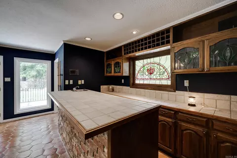 Kitchen - 30 Lexington Dr, Conway, AR 72034 photo 4 of 4