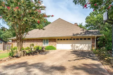 Exterior - 30 Lexington Dr, Conway, AR 72034 photo 6 of 6