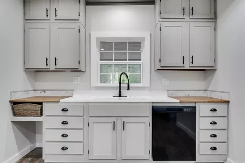 Kitchen - 20 Aplin Loop, Perryville, AR 72126 photo 2 of 2