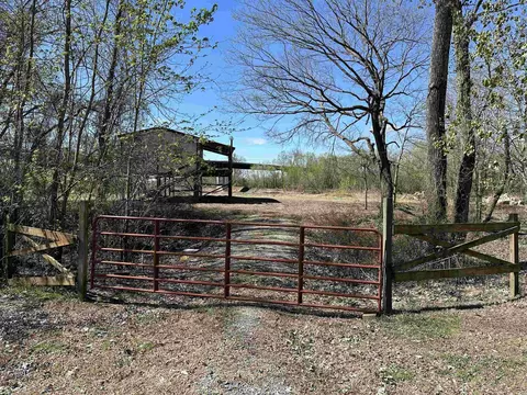 Exterior - 192 Taylor Bay Rd, Augusta, AR 72006 photo 19 of 19