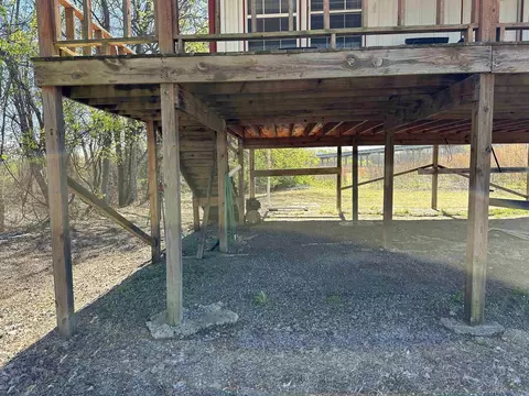 Exterior - 192 Taylor Bay Rd, Augusta, AR 72006 photo 18 of 19