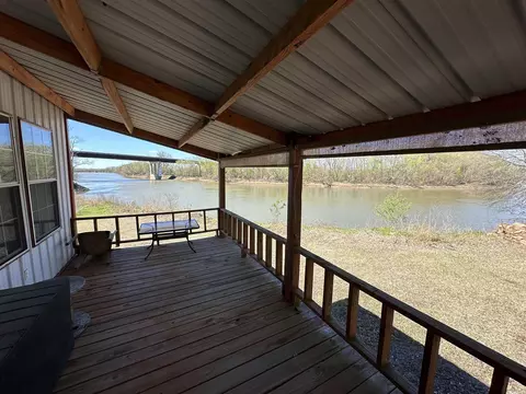 Exterior - 192 Taylor Bay Rd, Augusta, AR 72006 photo 3 of 19