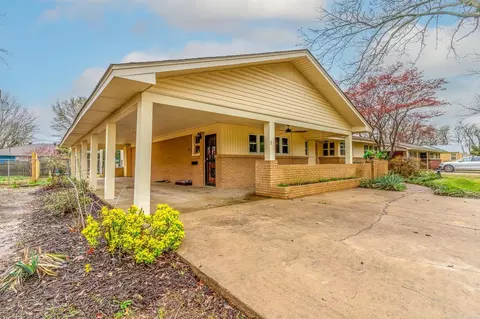 Exterior - 311 Davis St, Trumann, AR 72472 photo 3 of 17