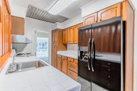 Kitchen - 311 Davis St, Trumann, AR 72472 photo 2 of 3