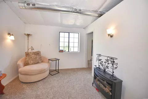 Bedroom - 693 Mustang Dr, Clinton, AR 72031 photo 6 of 7
