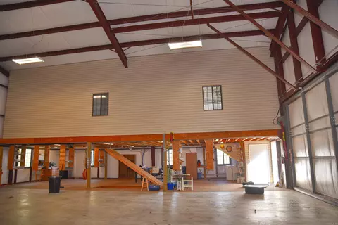 Exterior - 693 Mustang Dr, Clinton, AR 72031 photo 6 of 19