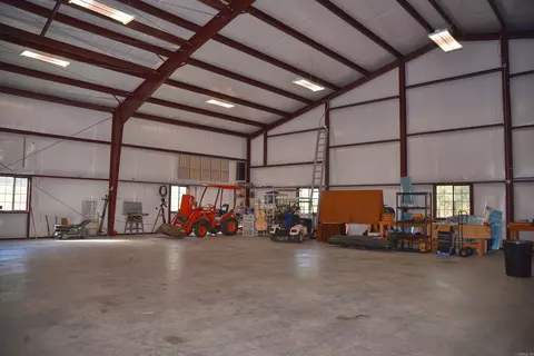 Exterior - 693 Mustang Dr, Clinton, AR 72031 photo 2 of 19