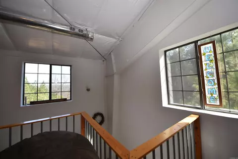 Entry Way - 693 Mustang Dr, Clinton, AR 72031 photo 1 of 1