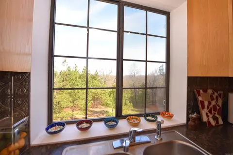 Kitchen - 693 Mustang Dr, Clinton, AR 72031 photo 4 of 4