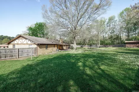 Exterior - 1234 Grayson Cir, Malvern, AR 72104 photo 9 of 10