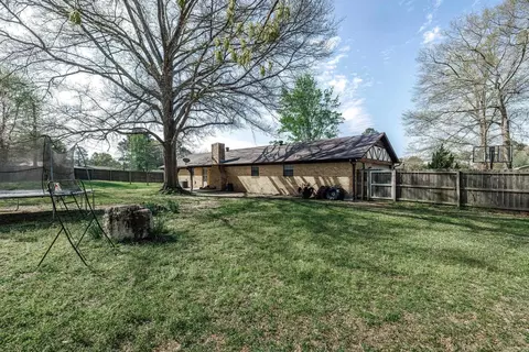 Exterior - 1234 Grayson Cir, Malvern, AR 72104 photo 7 of 10