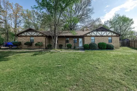 Exterior - 1234 Grayson Cir, Malvern, AR 72104 photo 1 of 10