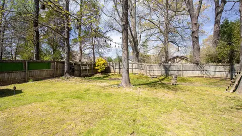 Exterior - 39 Bent Tree Dr, Cabot, AR 72023 photo 5 of 8