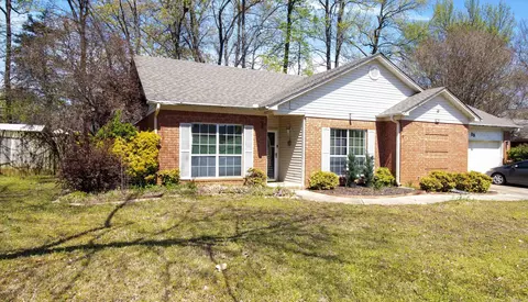 Exterior - 39 Bent Tree Dr, Cabot, AR 72023 photo 2 of 8