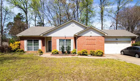 Exterior - 39 Bent Tree Dr, Cabot, AR 72023 photo 1 of 8