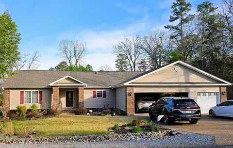 23 Coraza Cir, Hot Springs Village, AR 71909