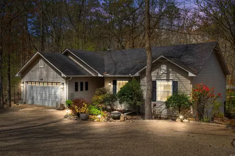 28 Arjona Way, Hot Springs Village, AR 71909