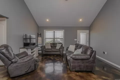 100 Stacy, Paragould, AR 72450 photo 2