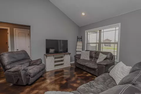 100 Stacy, Paragould, AR 72450 photo 3