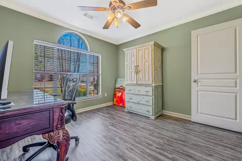 Bedroom - 409 Cheshire Dr, Benton, AR 72015 photo 8 of 8