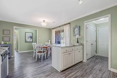 Dining - 409 Cheshire Dr, Benton, AR 72015 photo 2 of 2