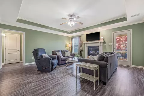 Living - 409 Cheshire Dr, Benton, AR 72015 photo 1 of 5
